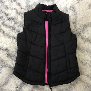 AEROPOSTALE down light vest black and hot pink
